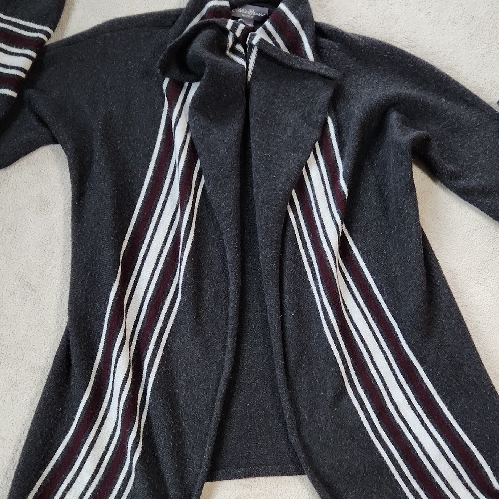 Vintage Eddie Bauer Super Soft Gray Wrap Flip Collar Striped Sweater - Medium